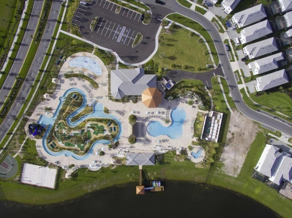Amazing Townhome With Private Pool Sl4839 Ferienhaus